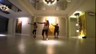 Brownie Black: Street-dance  students beginner level