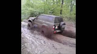 Nissan Patrol GR Y61 ZD30 on 40s Off Road in Mud #patrol #nissanpatrol #thebest4x4channel