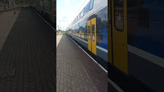 Agria Inter règio vonat èrkezik Budapest keleti pályaudvar felől az 1 vágányra! #train