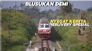 BLUSUKAN DEMI CARI SPOT BAGUS UNTUK NYEGAT KERETA INI!