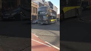 411 Blackpool transport E400city arriving at Town Centre on route9