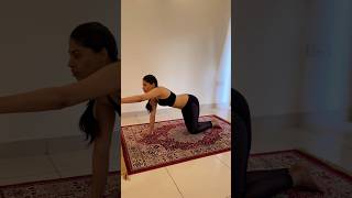 Feel the stretch| 40 sec to happy shoulders #homeworkout #healthylifestyle #selfcare