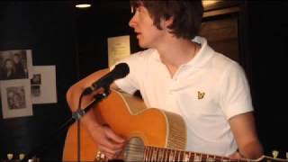 Arctic Monkeys - Acoustic at BBC Radio 2 Studios 2007