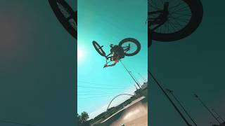 #bmx #bmxlife #bmxjump #airtime #skatepark #desmoinesiowa