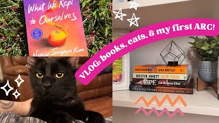 VLOG: First ARC, First Trip to the Indie Bookstore, & First Hurricane! | Shelves of Samantha