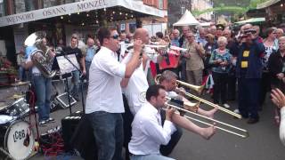 Larry Cook brassband