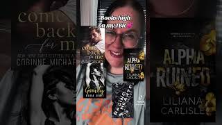 Books High on my TBR 🖤 #booktube #reading #booktok #books #tbr #bookworms #bookrec #lezen