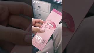 kyile jenner lipstic 😍😍😍latest tiktok