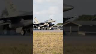 Pouso F-16C da USAF em Natal #shorts