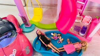 Barbie ve çocukları otele tatile gidiyor/ çocuk videoları