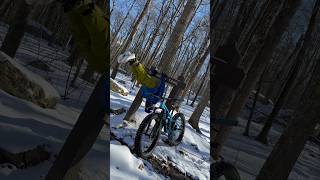 Fun in the frozen forest 🧊 #fatbiking #woods #cold #pullups #fitness #frontlever