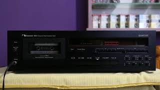 Nakamichi 482Z play "Black Is The Colour" - Nyle Wolfe.