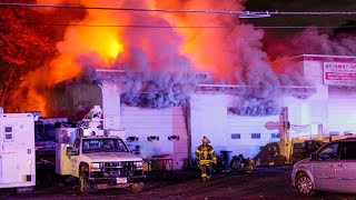 EARLY ARRIVAL HEAVY FIRE Auto Repair Shop Two Alarm Commercial Fire Brick, New Jersey 11/4/24