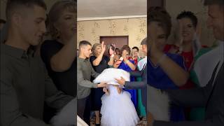 Он купил подушку невесты и был очень счастлив #wedding #свадьба #обряды #невеста #той #love