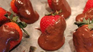 High-Protein Bodybuilding Dessert:  Chocolate Covered Strawberries