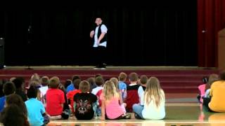 elijah in school talent show