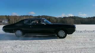 ICE-RACING on a frozen lake with my Pontiac LeMans ´69! Old STUDDED rally-tires didn't last long!