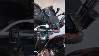 instalando suporte pra celular em moto com carregador