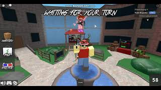 Playing MM2 (Roblox Murder Mystery 2)