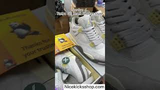 Jordan 4 Retro SE Craft Photon Dust Review