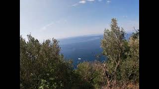 On the hiking track between Monterosso and Vernazza, June 2023 @Strolling_Places