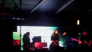 The Breeders playing "Tipp City" (The Amps) @ SXSW 2008