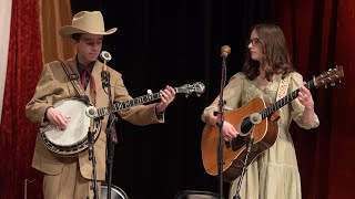 WoodSongs Kids Episode 12: Lily and Noah Goebel & Alex Davis