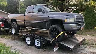 New Truck! 2002 Dodge Ram 2500 24 Valve Cummins 6 Speed Manual 4x4! Rust Free!