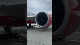 В Москву на древнем  Boeing 777-300 из Южно-Сахалинска «Россия»