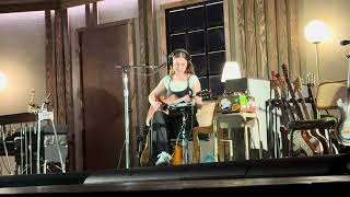 Lizzy McAlpine (Live) - Pancakes for Dinner (New York, NY - Radio City Music Hall) (6/18/2024)