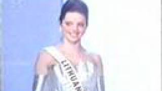 Miss World 1999 Parade of Nations 2/4