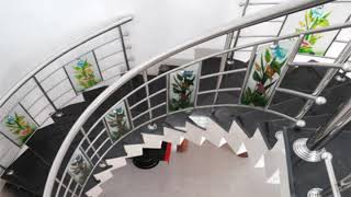 Nice looking Stair Railing Design