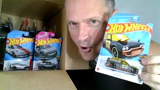 WEENY WHEELS WEDNESDAY 47: Hot Wheels Matchbox Haul Zamac M Case Treasure Hunt Art Car redecos Jeeps