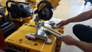 DeWalt DWS773