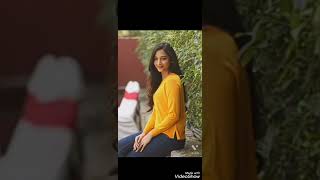 KGF chapter 2 heroine srinidhi shetty photos