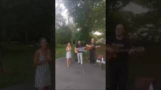 Jamming im Fürther Stadtpark mit Freunden - "Hymn"