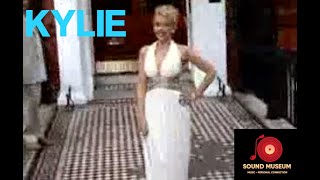 Kylie Minogue (July & Aug 2007 London Paparazzi Footage)