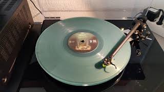 Auri – II - Those We Don´t Speak Of on 12" Green Black Marbled Vinyl Full HD Recording