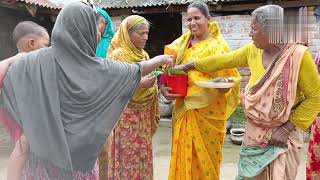 দেবরের বিয়ের প্রথম দিন বিয়ের আমেজ বিরাজ করছে