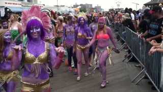 Coney Island Mermaid Parade 2015, Boardwalk, Mermaid Mendacity!