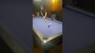 Back and forth juggling pool