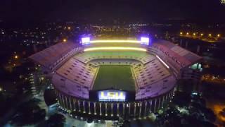 LSU Tiger Stadium vs Michigan Stadium WHICH IS THE BEST??????