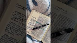 GIFT PEN | STRONG & COURAGEOUS | Swanson ChristianProducts #shortvideo #shorts #faith #short #pen