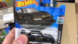 СВЕЖИЙ КЕЙС HOT WHEELS в Детском Мире | Охота за ХотВилс