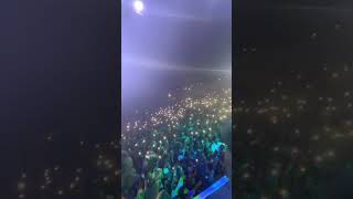 fans performing "O2" with Oxlade in Sierra Leone