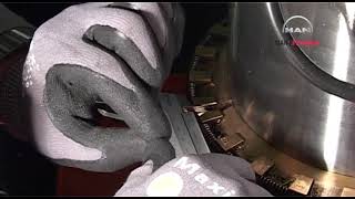 MAN B&W Engine - Piston Rod and Stuffing Box Overhaul