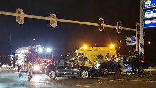 Auto’s knallen op elkaar op Wijchenseweg in Nijmegen