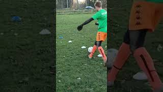 Interwencje Bramkarza #shorts #sports #footballshorts #golkeeper #golkeepersave #football