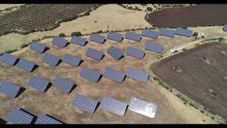 Campo solar  en Alcolea de Calatrava. A vista de dron