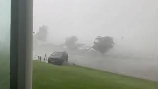 Heavy Storm 🔸 Intense downburst that caused those extreme wind gust in La Chaux De Fonts #Neuchatel